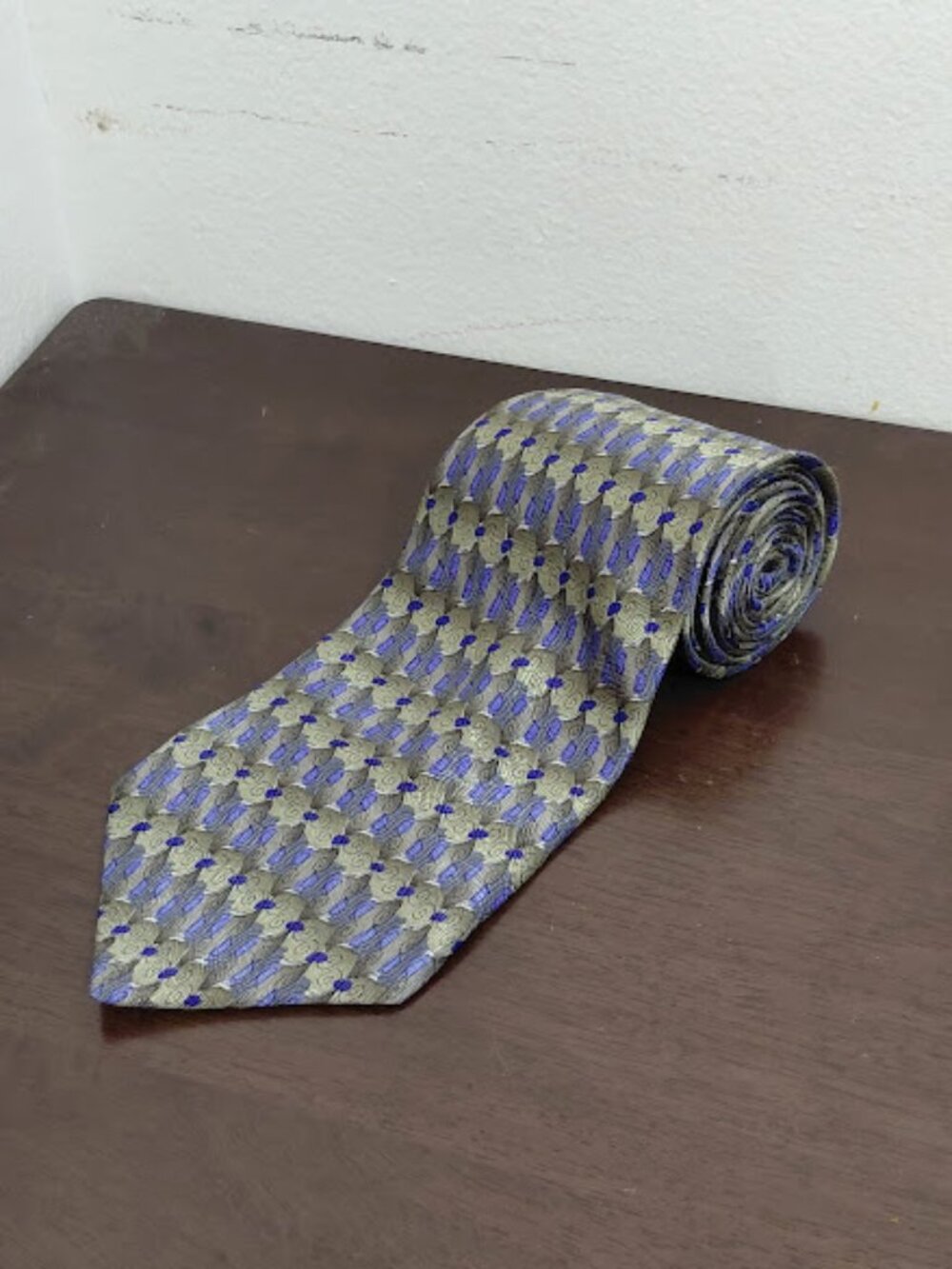 Vintage 1996 J. Garcia Fish Collection Seventeen Blue & Green Silk 60in Necktie